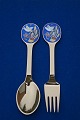 A. Michelsen Christmas spoon and Christmas fork 
1985 in gilded sterling silver