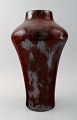 Stor og imponerende Kähler, lustre glasur keramik vase, Karl Hansen Reistrup. 
Drejet af Herman Hans Christian Kähler.