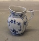 Kongelig Dansk Porcelæn Musselmalet 392-1 Lille flødekande 8 cm / 8 cl ( 
1017187)