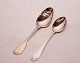 Dinner spoon in different patterns of hallmarked silver.
5000m2 showroom.