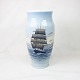 Large floor vase with ship motif, no.: 2108-131, by Royal Copenhagen.
5000m2 showroom.