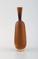 Berndt Friberg (1899-1981) for Gustavsberg Studiohand. Vase in glazed stoneware. 
Beautiful glaze in light brown shades. Dated 1964.
