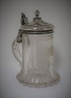 Bierkrug. Glasbecher mit silber Deckel. Höhe 18 cm. Mit Gravur von 1859. Mit 
Freimaurerzeichen.
