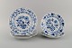 Six Meissen Blue Onion plates in hand-painted porcelain. Early 20th century.
