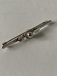 Brooch in Silver
Stamped 830S
Length 5.8 cm