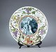 Pegasus – Kunst 
- Antik - 
Design 
presents: 
Martha 
Wundahl. 
Colossal dish 
from the birth 
of Princess 
Caroline ...