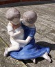 Antikkram 
presents: 
B&G 
Denmark 
figurine No 
1568, Playing 
kids