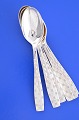 Klits Antik 
presents: 
Star 
silverplate 
cutlery Six 
dinner spoons