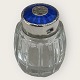 Salt shaker
Sterling silver / glass
DKK 175