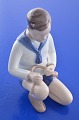 Klits Antik 
presents: 
Bing & 
Grondahl 
figurine 2321 
Litle Sailor