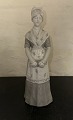 Heubach porcelæns figur af ung kvinde