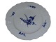 Antik K 
presents: 
Blue 
Flower Curved
Dinner plate 
25.0 cm. from 
1800-1820