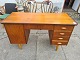 Dansk Design 
skrivebord i 
teak
Kr. 2.200,-