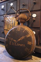 item no: 
Urmager butiksskilt