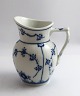 Royal Copenhagen. Mussel painted, fluted. Creamer. Model 60. Height 10,2 cm. (2 
quality)