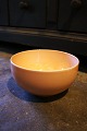 Royal Copenhagen 4 All Seasons fajance skål med rosa glasur 
designet af Grethe Meyer. No. 578...