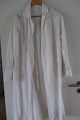 ViKaLi 
präsentiert: 
Altes 
Frauenhemd / 
Kleid kurz, 
lange Ärmel
Das antikke, 
dänishe Leinen 
und Barchent 
ist ...