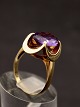 14 karat guld 
ring med 
ametyst
