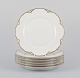 Et sæt på seks 
"Haviland" 
middagstallerkener 
af porcelæn.