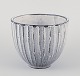 Svend 
Hammershøi for 
Kähler.
Large ceramic 
vase/plant pot.