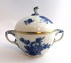 Royal 
Copenhagen. 
Blue flower 
with gold. 
Lunch plate. 
...