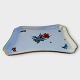 Royal Copenhagen
Let saksisk blomst
Bakkefad
#493/ 1694
275kr