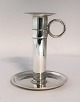 Hans Hansen. Kammerstage. Sterling (925). Design : Karl Gustav Hansen . Model 
303. Højde 11 cm. Produceret 1947