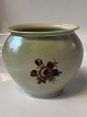 Antik Huset 
presents: 
Lyngby 
vase with 
floral motif.
Height 9.5 cm