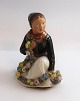 Lundin Antique 
præsenterer: 
Royal 
Copenhagen. 
Overglasur 
figur af Amager 
pige. Model 
12412. Højde 14 
cm. (1 ...