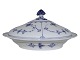 Blue Fluted Plain
Oblong lidded Bowl from 1898-1923