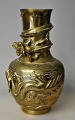 Pegasus – Kunst 
- Antik - 
Design 
presents: 
Chinese 
bronze vase, 
20th century.