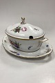 Royal 
Copenhagen 
Saksisk Blomst 
Let Terrin No. 
1666 med ...
