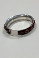 Armbånd i 
Sterling Sølv 
pyntet med rav