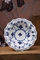 K&Co. presents: 
Old Blue 
Fluted Plain 
16-sided bowl 
from Royal 
Copenhagen.
RC.1/140...