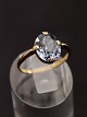 14 karat guld 
ring  med 
aquamarine