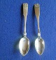 Musling Silberbesteck, Paar Teelöffel. 1 Löffel in 3-türme dänisch Silber von 1913, und 1 Löffel in englischem „Silber“??