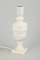 L'Art præsenterer: Italiensk alabaster bordlampe, midten af 1900-tallet.