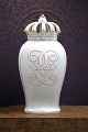 K&Co. presents: Bing & Grondahl vase / lidded jar in white porcelain with King Christian d.X's monogram...