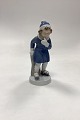Danam Antik præsenterer: Royal Copenhagen Månedsfigur Januar - Skøjtepige No. 4523
