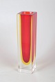 L'Art præsenterer: Murano kunstglas vase.