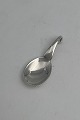 Danam Antik præsenterer: Georg Jensen Sterling Sølv Ornamental Salt Ske No 110