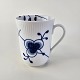 Kinnerup Antik & Porcelæn præsenterer: RC Krus 497Blå Mega Riflet8,5 cm