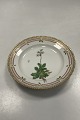 Danam Antik præsenterer: Royal Copenhagen Flora Danica Salat Tallerken No. 20/3573