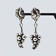Antik Damgaard-Lauritsen præsenterer: Georg Jensen; Par Moonlight Grapes øreringe i sterlingsølv, nr. 40