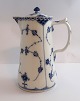 Lundin Antique præsenterer: Royal Copenhagen. Musselmalet, halvblonde. Chokoladekande. Model 509. Højde 18,2 ...