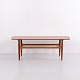 Osted Antik & Design præsenterer: Dansk Design Sofabord i Teak fra Jason Møbler, 1960’erne