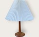 Moster Olga - Antik og Design præsenterer: Bordlampe Træ / Le klint skærm*1400kr