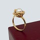 Antik Damgaard-Lauritsen præsenterer: Hermann Siersbøl; Ring i 14 kt. guld med perle