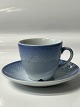 Bing & Grøndahl Blå tone, Kaffekop med underkop, Jerne porcelæn.Dek. nr. 744.