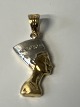 Antik Huset præsenterer: Nefertiti Vedhæng / Charms i 14 karat Rød/hvidguld med diamanterHøjde 2,8 cm